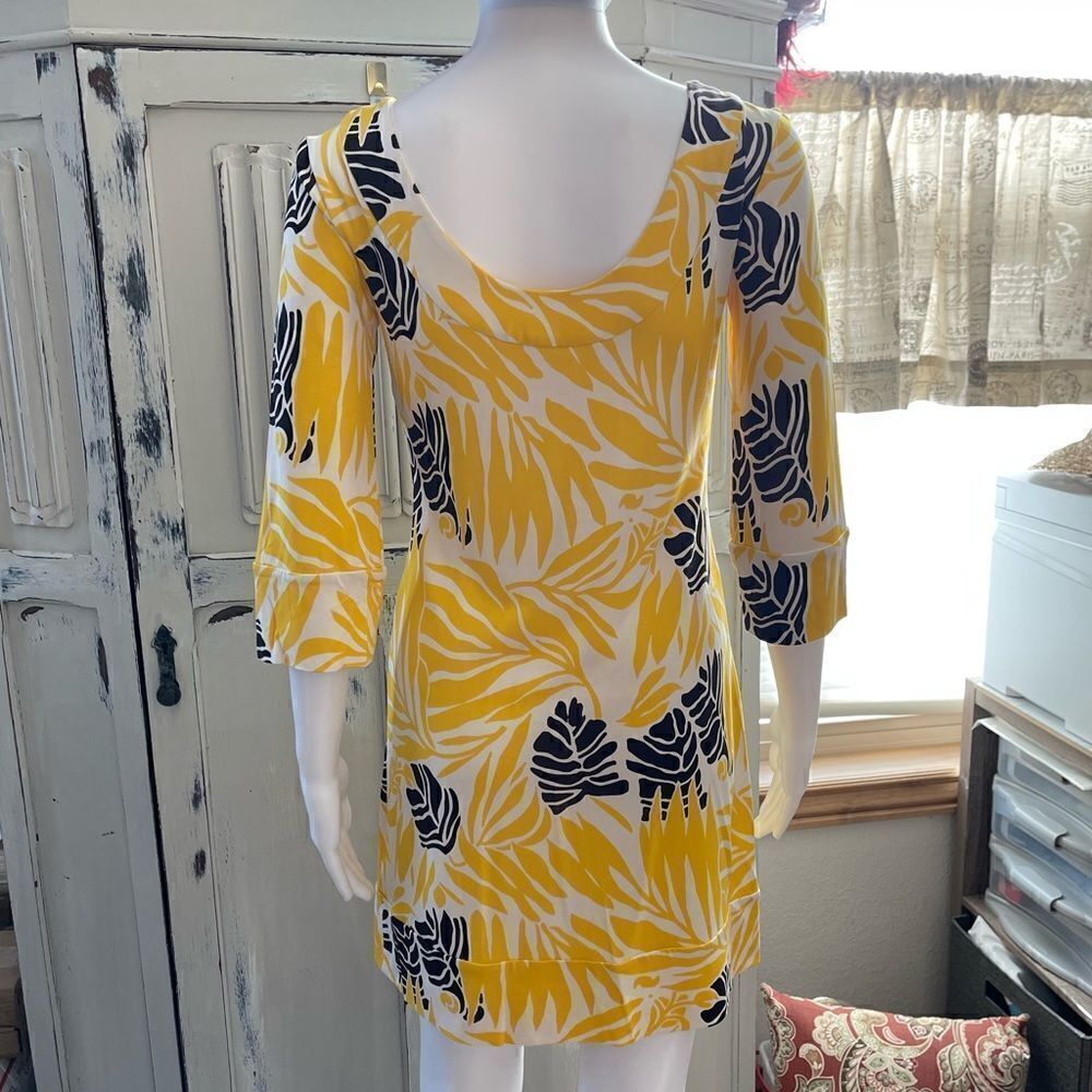 Diane Von Furstenberg Vintage Yellow Scoop Neck Floral Silk Dress Sz 0 - Picture 14 of 15